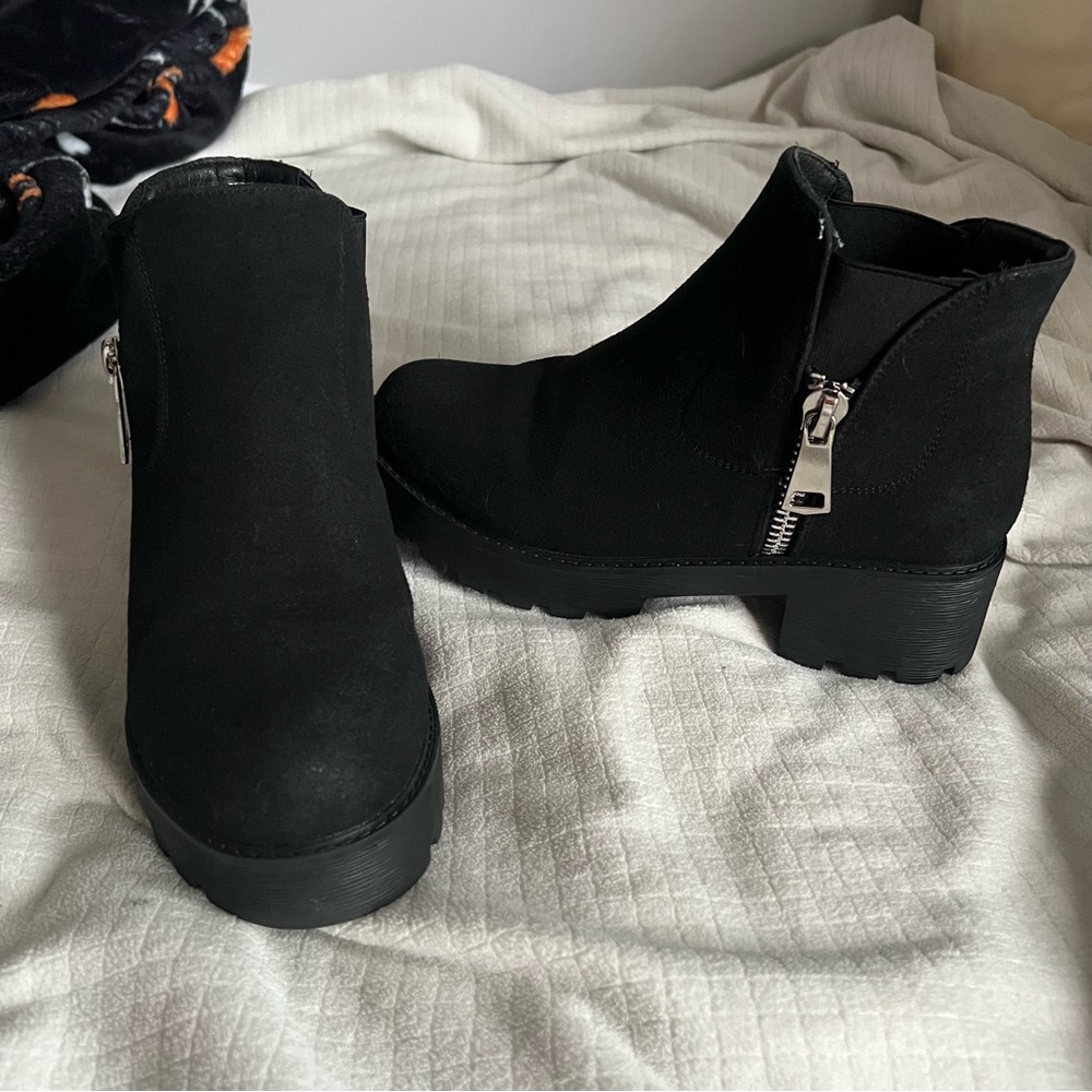 Pike Boots